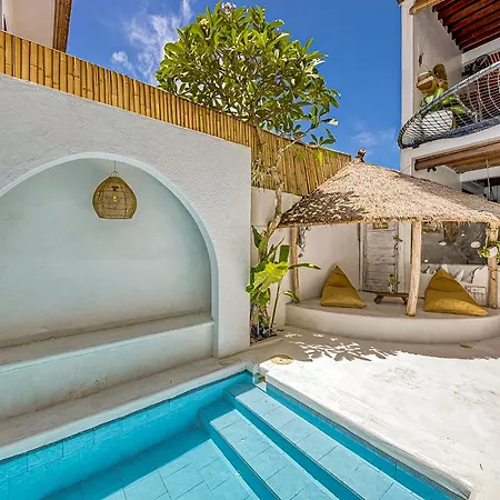 Serene 9-Bedroom-Villa Cabala With Private Pool, Fitness-Corner, Billiard And Rooftop In Berawa -Bali