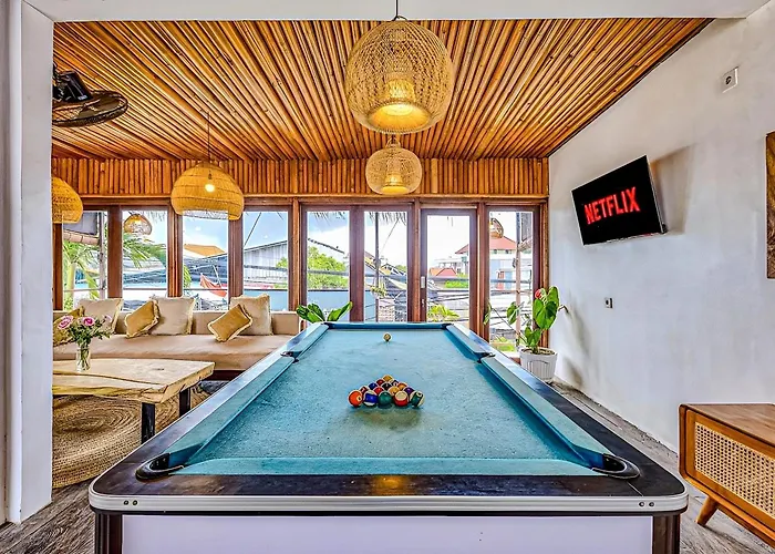 9-bedroom With Private Pool, Fitness-corner, Billiard And Rooftop In -bali Canggu (Bali)