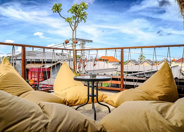 Villa 9-bedroom With Private Pool, Fitness-corner, Billiard And Rooftop In -bali