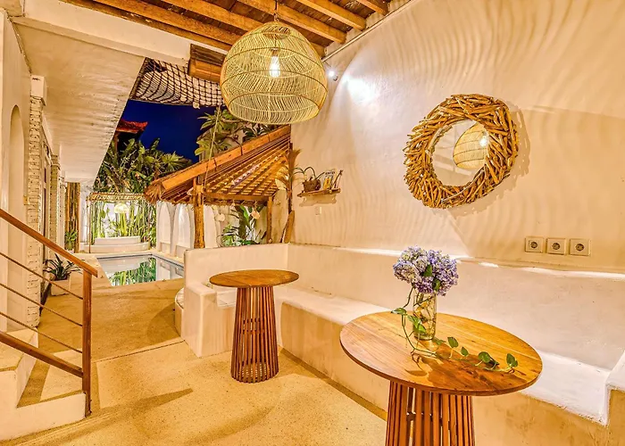 9-bedroom With Private Pool, Fitness-corner, Billiard And Rooftop In -bali Villa *