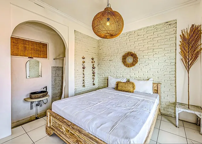 9-bedroom With Private Pool, Fitness-corner, Billiard And Rooftop In -bali Canggu