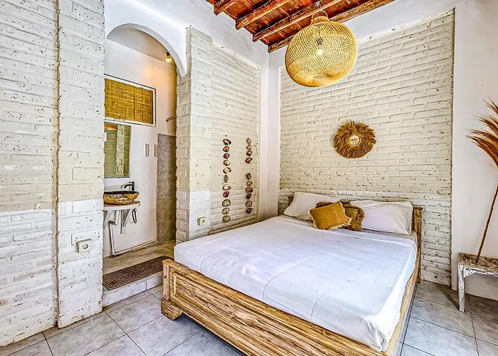 9-bedroom With Private Pool, Fitness-corner, Billiard And Rooftop In -bali Canggu (Bali)