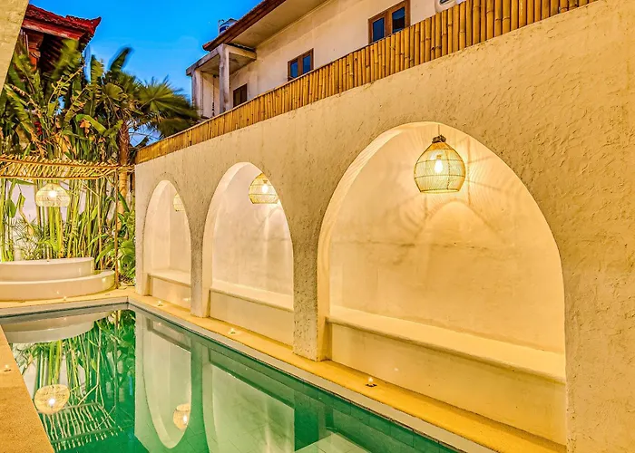 9-bedroom With Private Pool, Fitness-corner, Billiard And Rooftop In -bali Villa