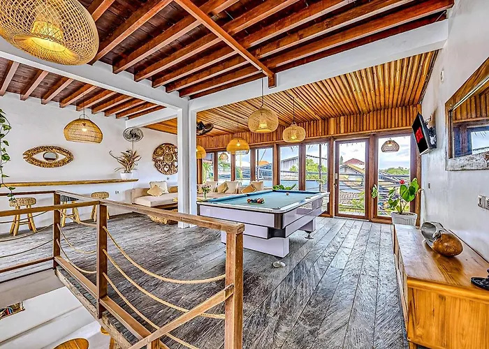 9-bedroom With Private Pool, Fitness-corner, Billiard And Rooftop In -bali Villa Canggu (Bali)