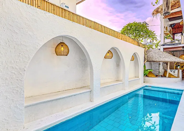 9-bedroom With Private Pool, Fitness-corner, Billiard And Rooftop In -bali Villa Canggu (Bali)