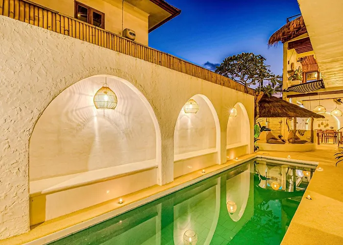 9-bedroom With Private Pool, Fitness-corner, Billiard And Rooftop In -bali *