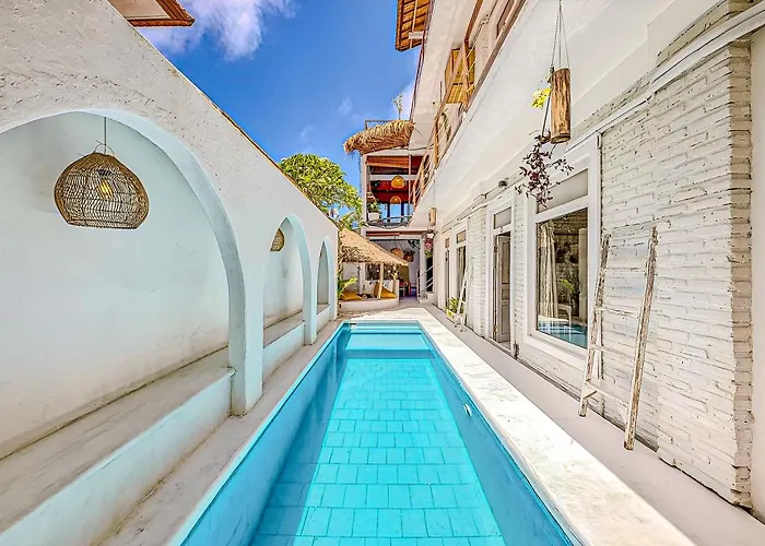 Villa 9-bedroom With Private Pool, Fitness-corner, Billiard And Rooftop In -bali Canggu (Bali)