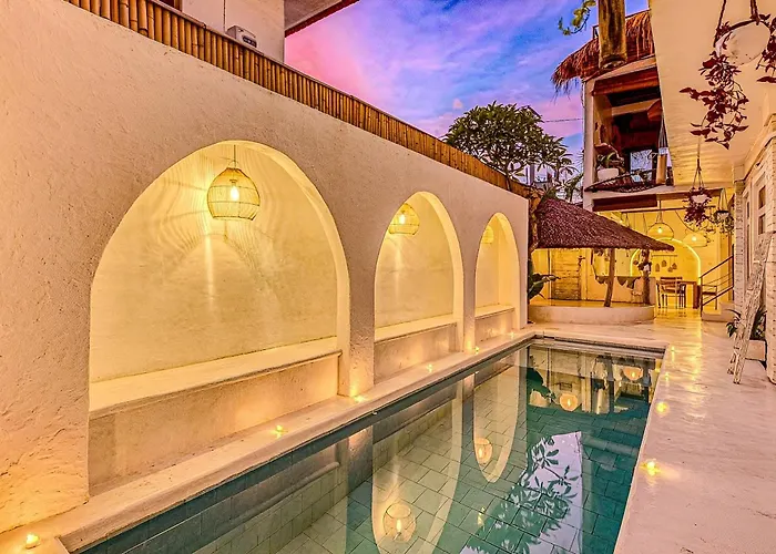 9-bedroom With Private Pool, Fitness-corner, Billiard And Rooftop In -bali